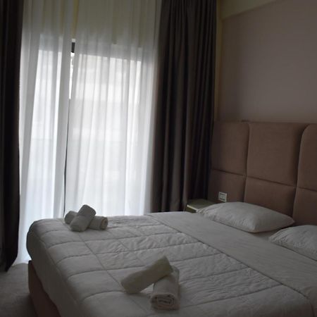 Hotel Vivas Durrës 外观 照片
