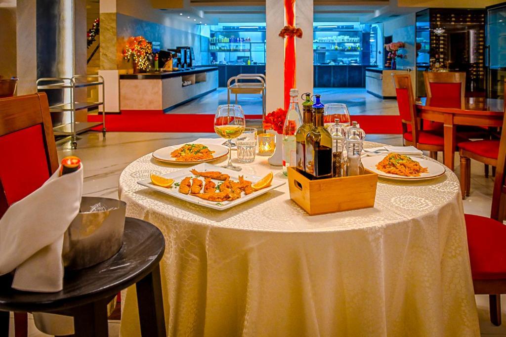 Hotel Vivas Durrës 外观 照片