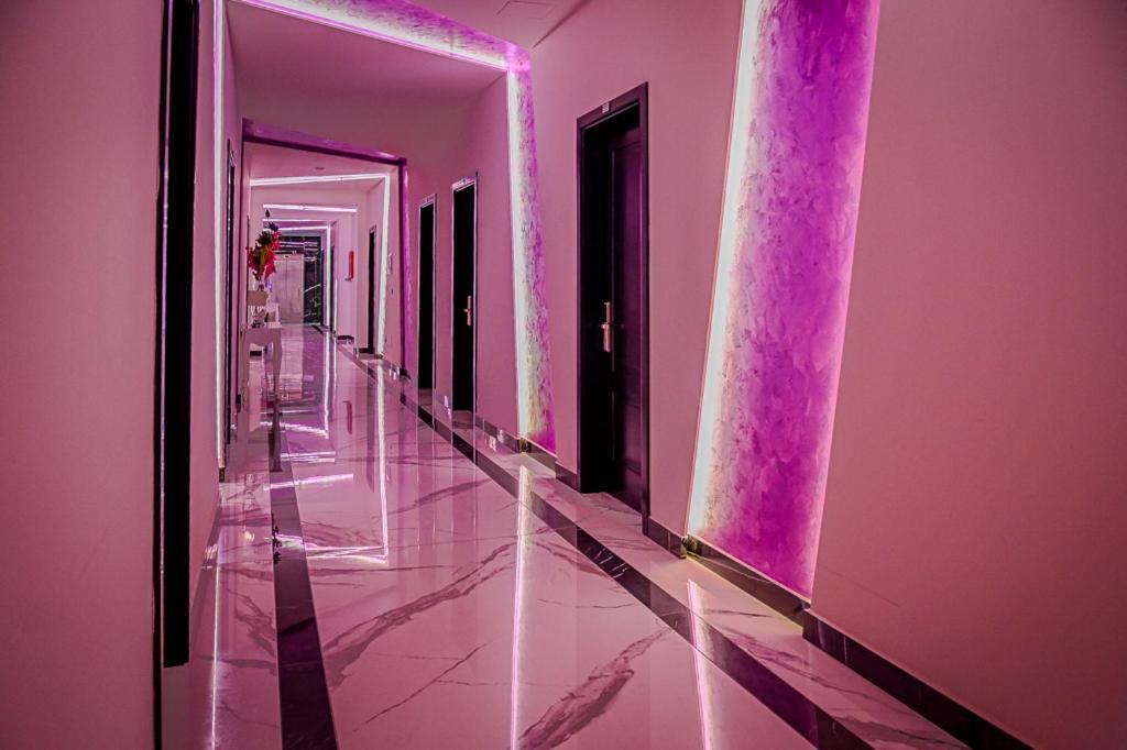 Hotel Vivas Durrës 外观 照片